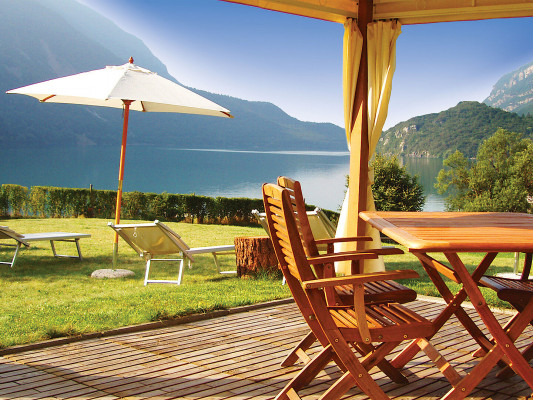 Gloria Lake & Nature