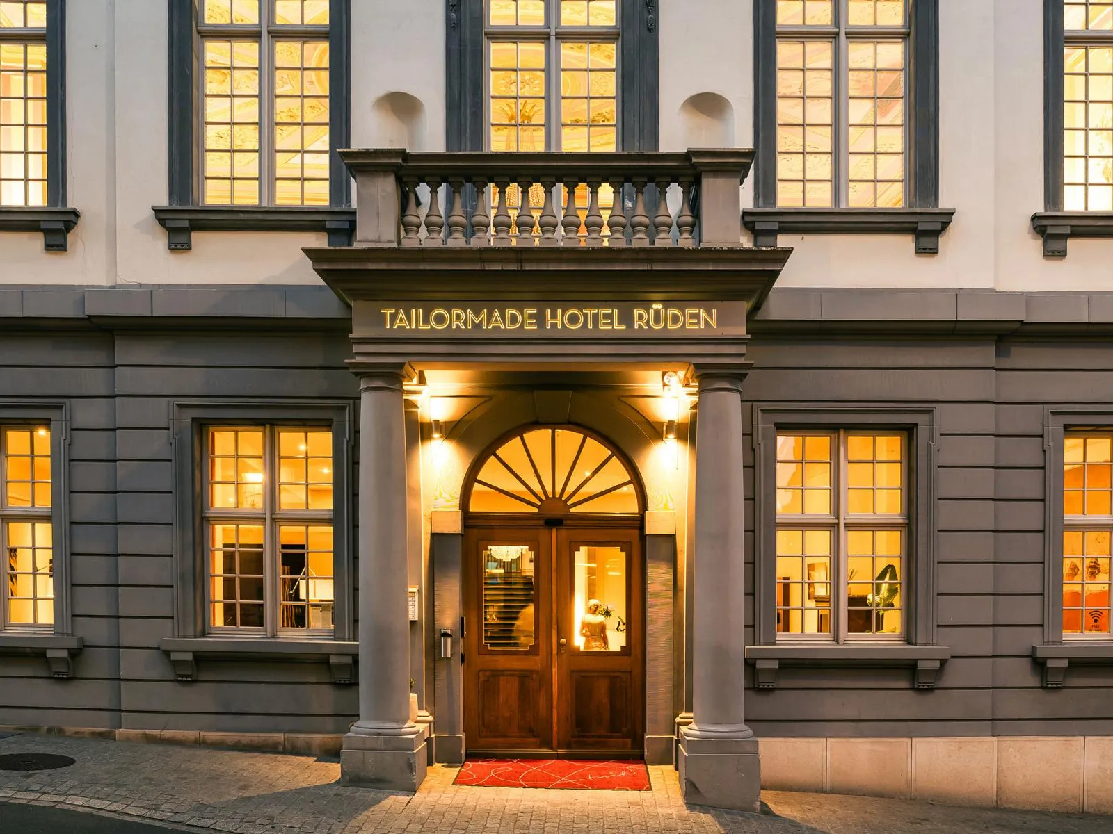slide-image